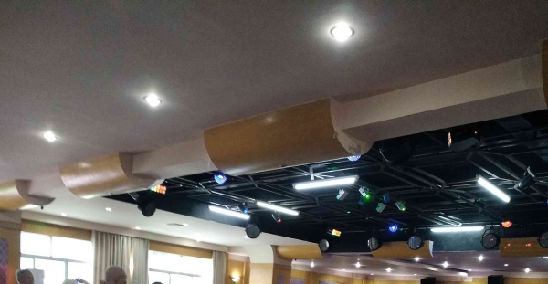 东莞市老干部活动中心，老同志载歌载舞